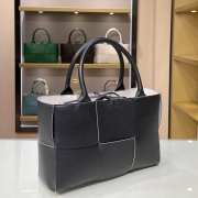 Bottega Veneta Intrecciato lamp skin tote black bag 609175 - 3