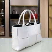 Bottega Veneta Intrecciato lamp skin tote white bag 609175 - 3