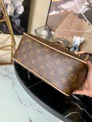 LV Monogram Cite MM M51182 27CM - 4