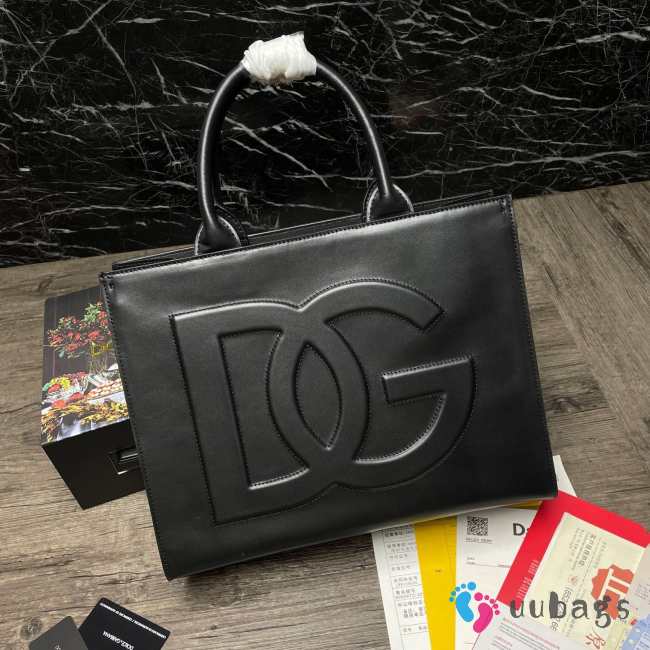 Dolce & Gabbana Beatrice DG black leather tote bag - 1