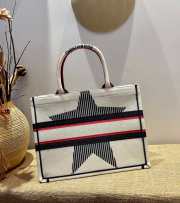 Dior Tote Book Emroided White Star 36cm - 3