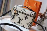 Louis Vuitton Crafty Pochette Metis in White M45385  - 2