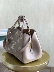 Louis Vuitton Montaigne MM In Gray M41048 33x23x15cm - 2