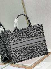 Dior Tote Book Maria Grazia Chiuri 41cm - 5