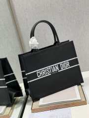 Dior tote book in black leather 36cm - 2