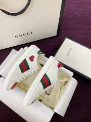 Gucci heart shoes - 4