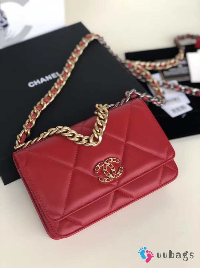 Chanel Quilted 19 Wallet on Chain WOC Red 2019 - 1