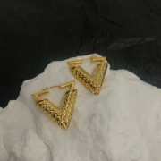 Louis Vuitton V Earings  - 4