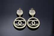 Chanel pearl earings  - 3