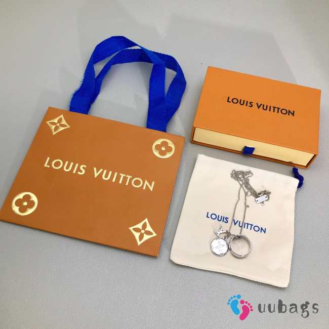 Louis Vuitton necklace  - 1