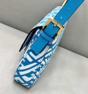 Fendi Baguette 1997 Blue glazed canvas bag 28x13.5x6cm - 2