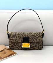 Fendi Baguette 1997 brown glazed canvas bag 28x13.5x6cm - 1