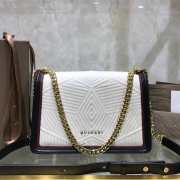 Bvlgari handbag serpenti diamond blast white bag - 5