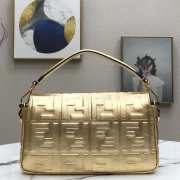 Fendi Baguette Golden leather bag 26cm - 4