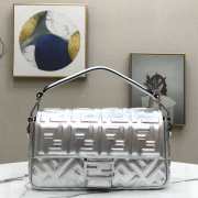 Fendi Baguette Silver leather bag 26cm - 5