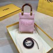 Fendi mini tote bag in pink - 6