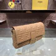 Fendi Baguette beige leather bag 32cm - 4