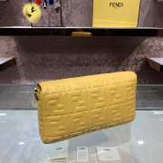 Fendi Baguette yellow leather bag 32cm - 4