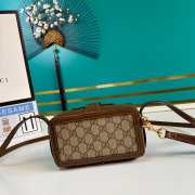 Gucci GG mini bag clasp closure in beige & ebony - 5