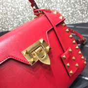 Valentino Garavani Rockstud Alcove red leather tote bag - 2