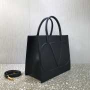 Valentino Leather Vlogo Walk Tote Bag in Black - 2