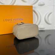 Louis Vuitton Vanity PM Beige M45599 - 5