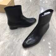 CL black leather boot - 4