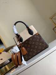 LV Fold Tote PM Green Handbags M45388 - 5