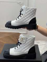 Chanel white CC boots - 6