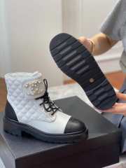 Chanel white CC boots - 3