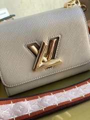 LV Twist Mini Epi Leather M57063 15.5CM - 5