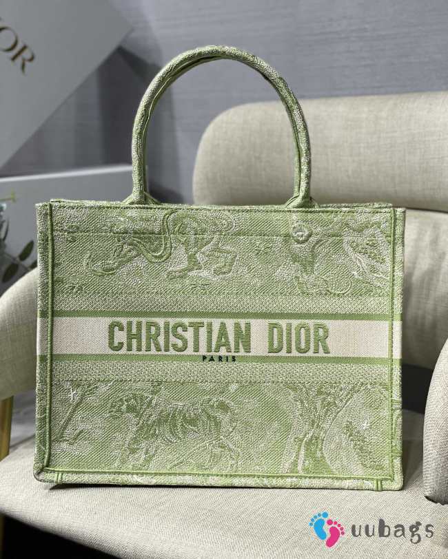 Dior book tote green embroided bag 36cm - 1