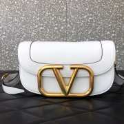 VALENTINO Garavani Medium White Shoulder Bag - 1