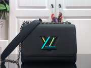 LV Twist MM Black M58526 23CM - 1