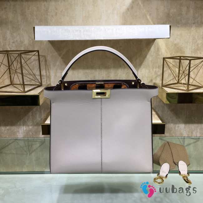 Fendi Peekaboo White Bag 30cm - 1