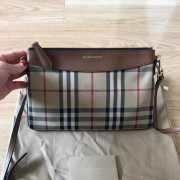 Burberry corssbody brown bag - 4