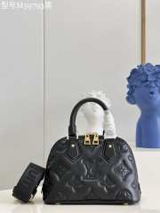 LV Alma BB Bubblegram M59793 24.5CM - 1