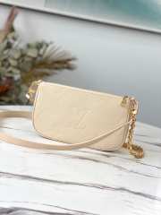 LV MULTI POCHETTE ACCESSOIRES M80447 23.5CM - 2