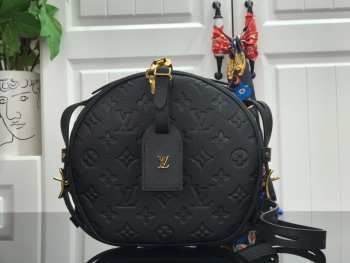 LV BOITE CHAPEAU SOUPLE MM M52294YH 20CM