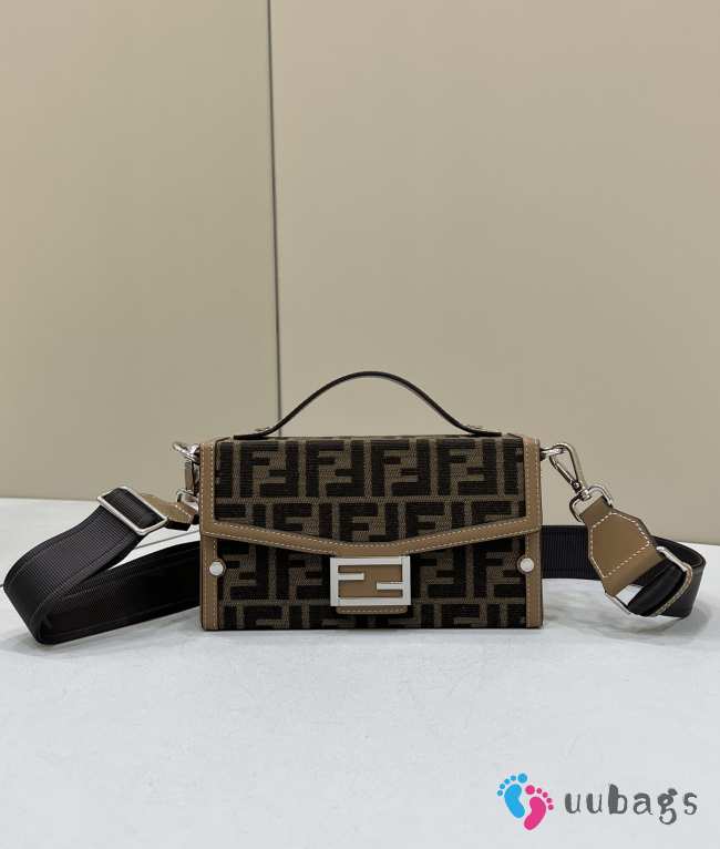 Fendi Baguette Soft Trunk Box bag 21.5cm - 1