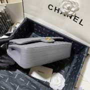 Chanel Classic Chervon Flap Bag Lambskin A01112 Medium 25.5cm (3 colors) - 5