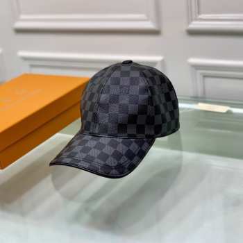 LV Hat Damier