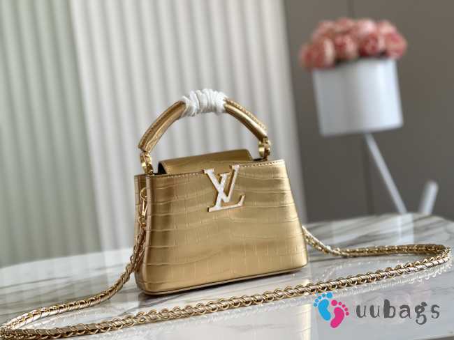 Louis Vuitton Capucines mini N81190 gold 21cm - 1