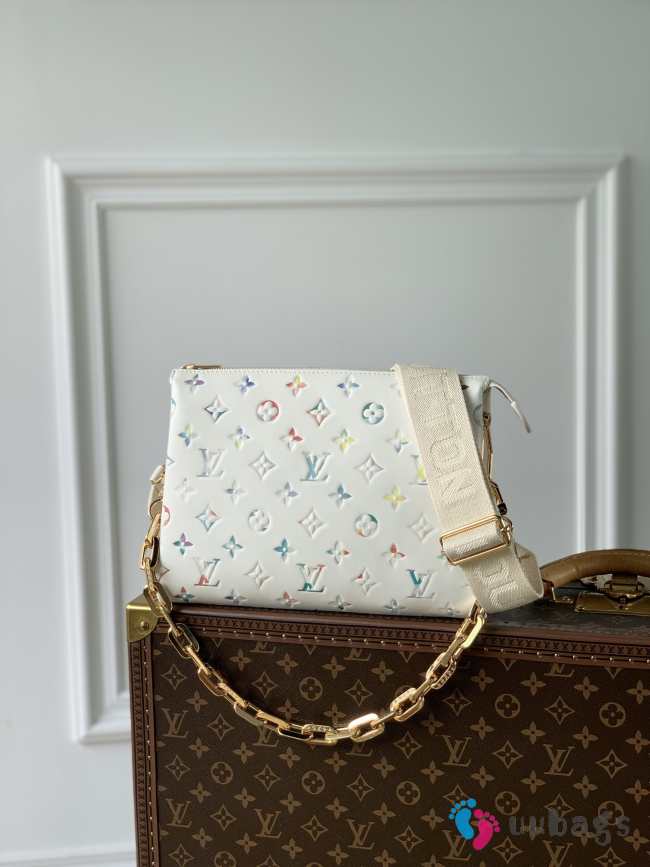 Louis Vuitton Coussin white Printing Lamskin M21209 26cm - 1