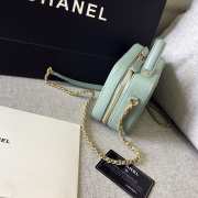 Chanel small vanity case green 18x14x8cm - 2