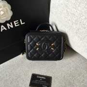 Chanel Vanity Case cowhide leather black 20x21x9cm - 3