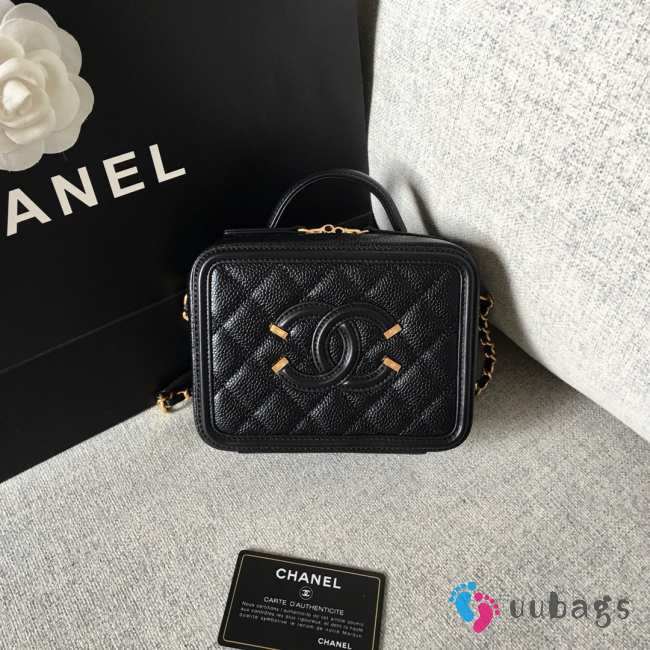 chanel Vanity Case cowhide leather black 16x17x8cm - 1