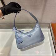 Prada re-edition 2000 nylon mini bag 1NE515 blue 23x13x5cm - 3