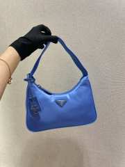 Prada re-edition 2000 nylon mini bag 1NE515 dark blue 23x13x5cm - 4