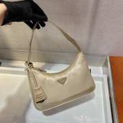 Prada re-edition 2000 nylon mini bag 1NE515 khaki 23x13x5cm - 3